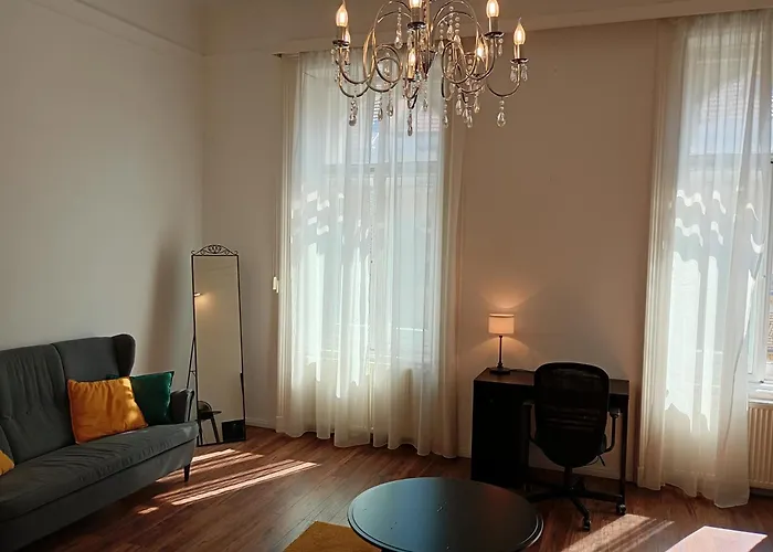 Dfive Csengery Apartment
